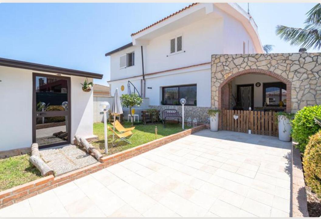 הוילה סירקוזה Casa Helios מראה חיצוני תמונה
